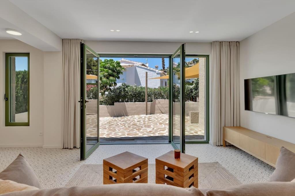 Vista El Portet Villa *